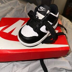 Nike Panda Dunk TD size 4c